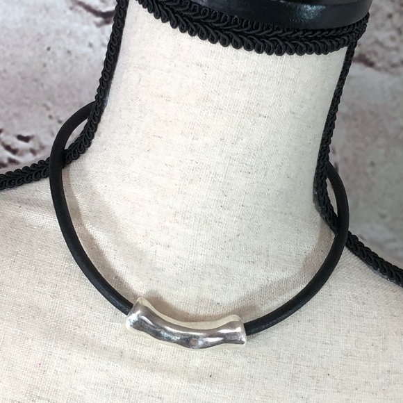 Exquisite Boho Handmade Blk Leather Silvr Necklace - Picture 5 of 6
